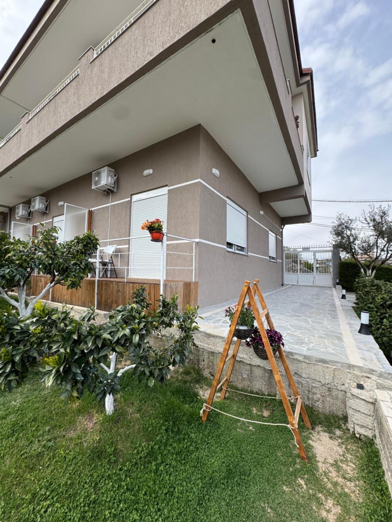 Gjirokastër Ilvi Guesthouse מראה חיצוני תמונה